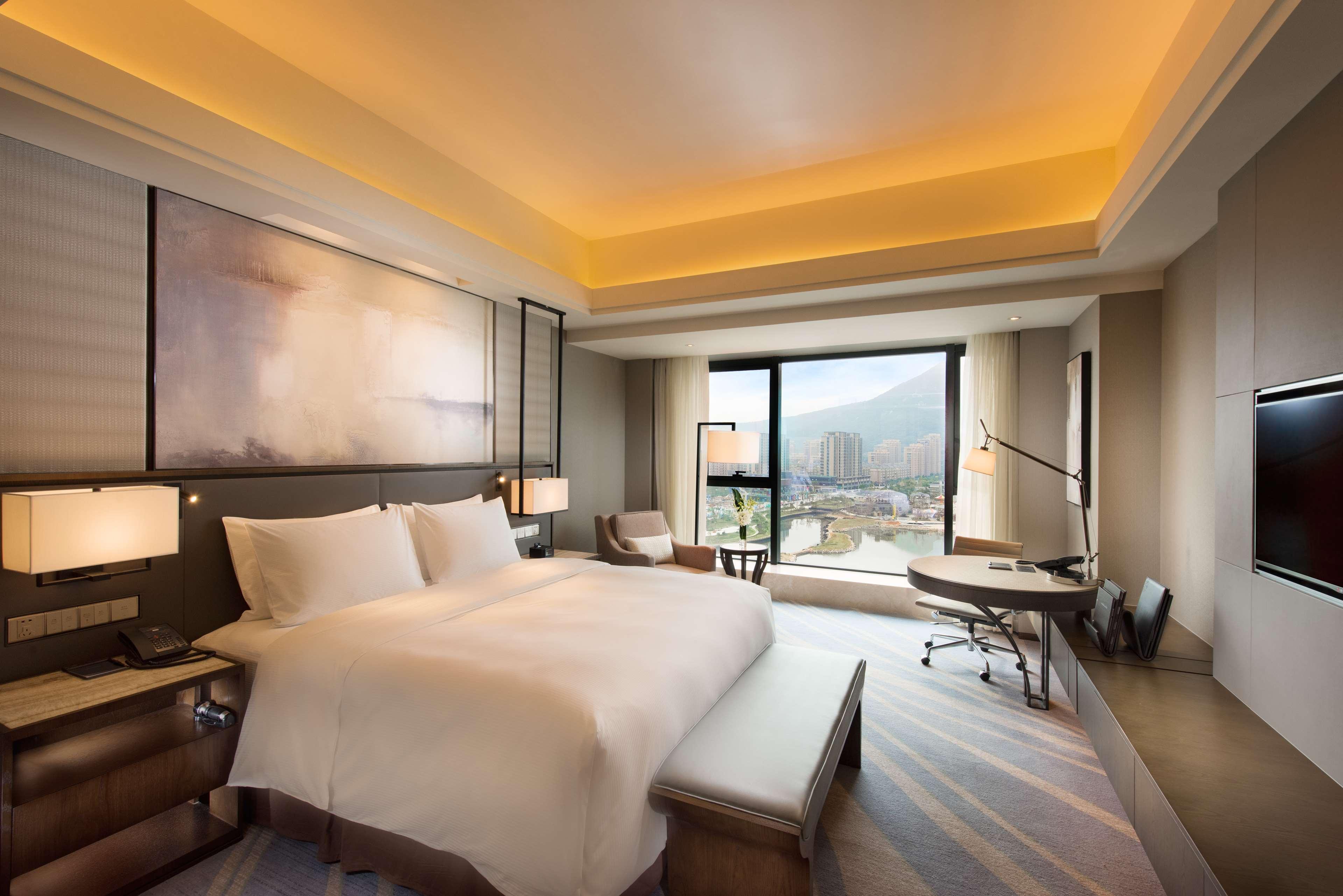Hilton Zhoushan Bagian luar foto