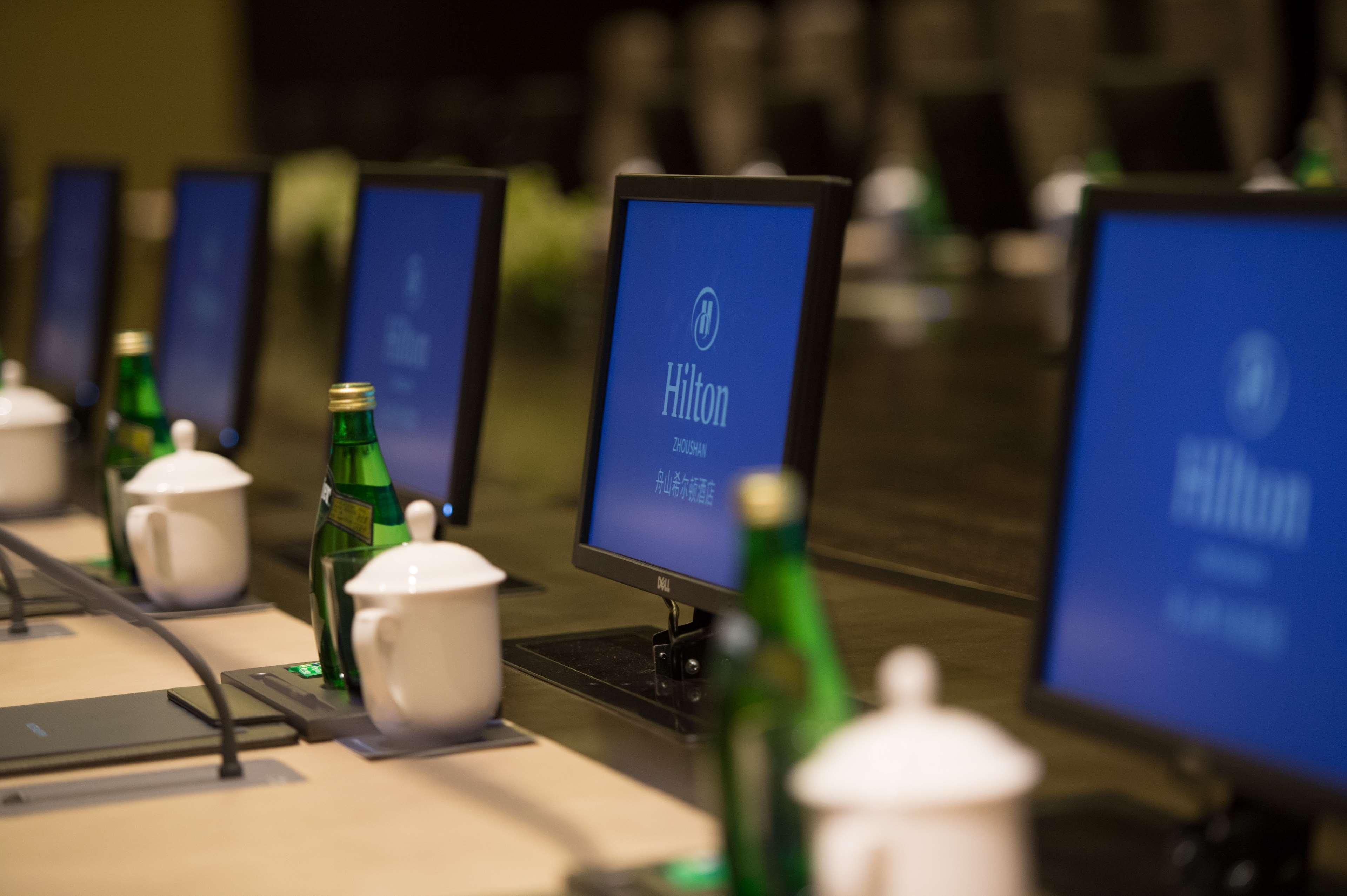 Hilton Zhoushan Bagian luar foto