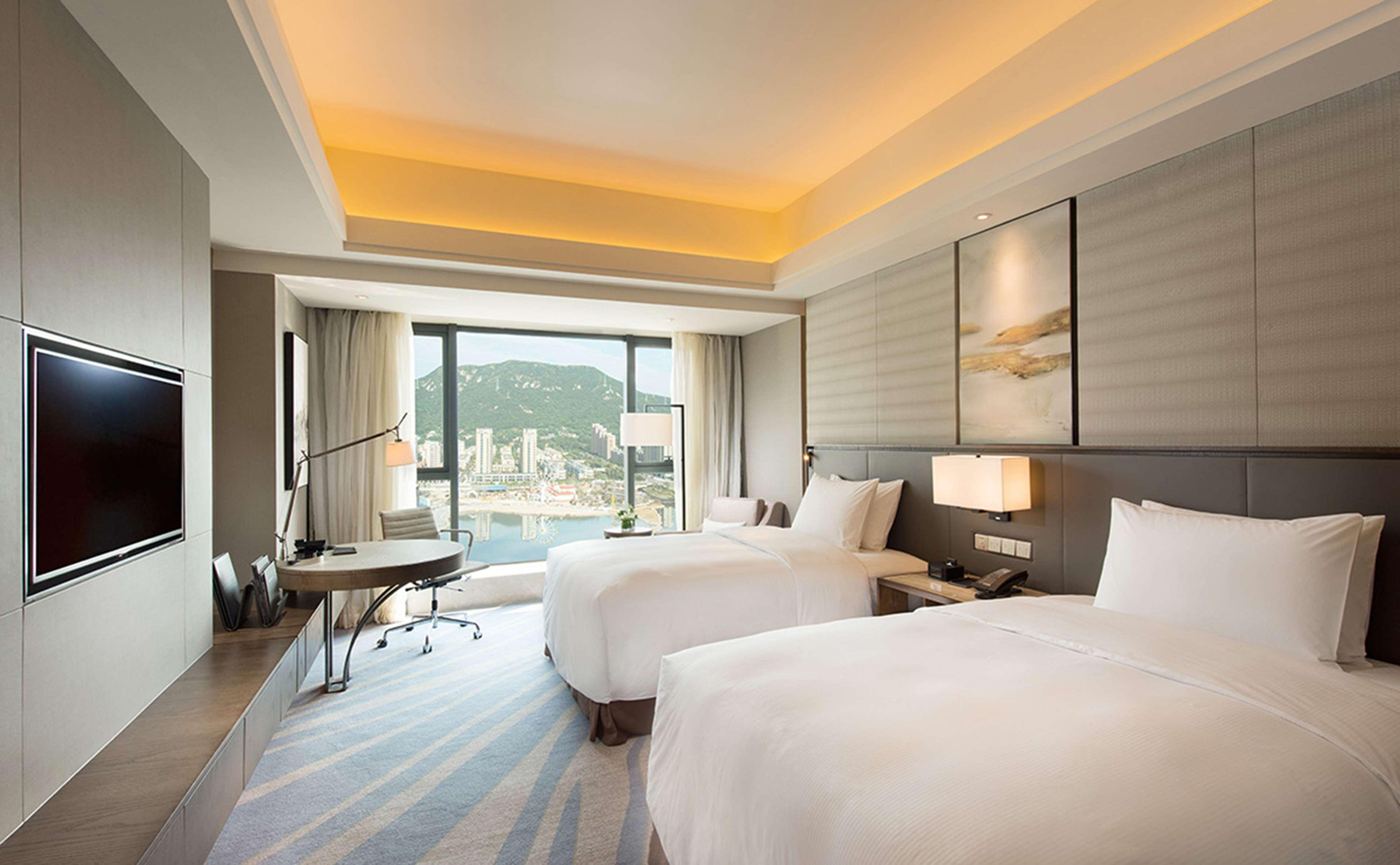 Hilton Zhoushan Bagian luar foto