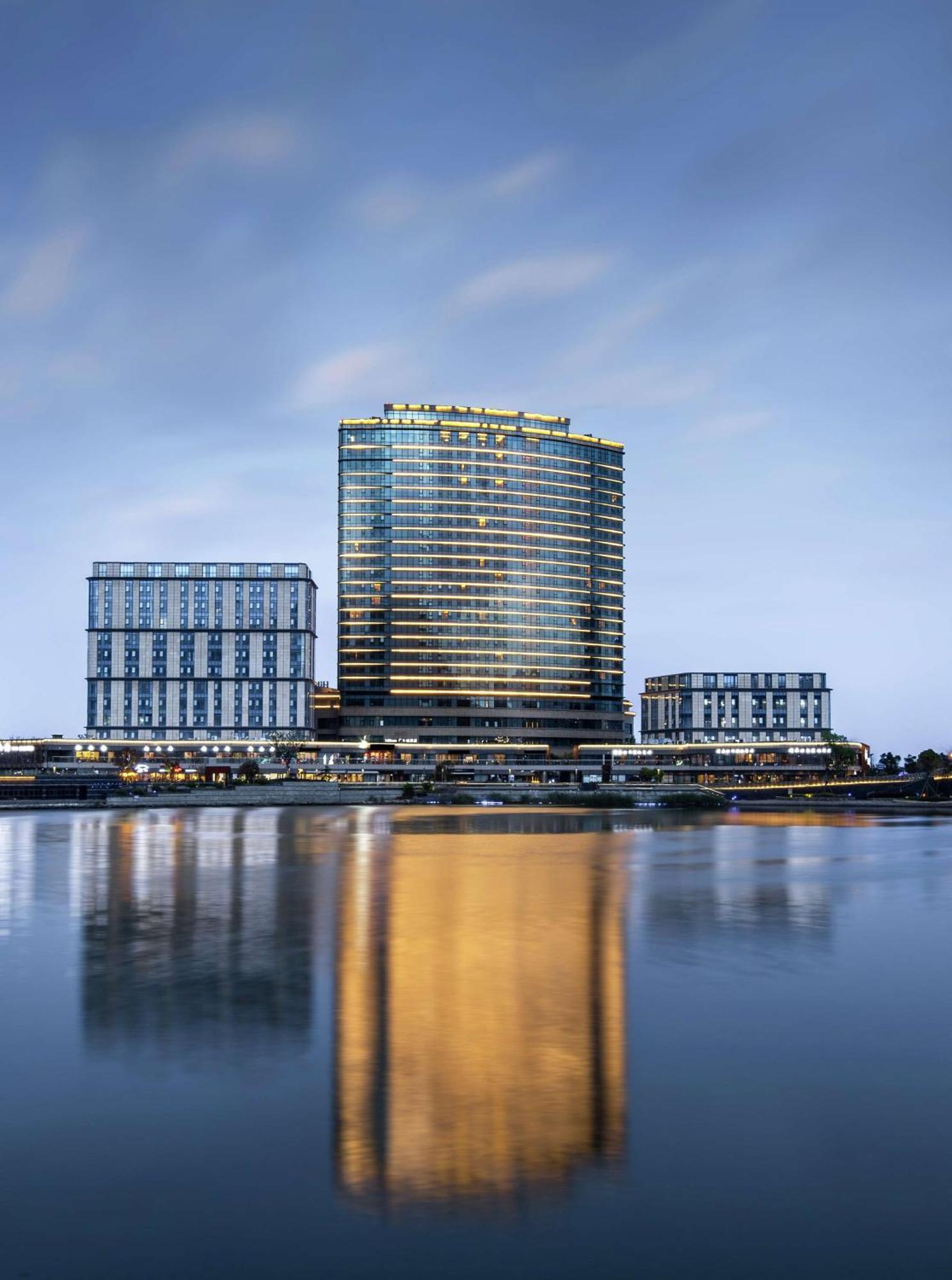 Hilton Zhoushan Bagian luar foto